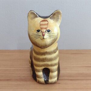 Vintage Archana Handicrafts Paper Mache Sitting Tabby Cat Figurine Hand Painted